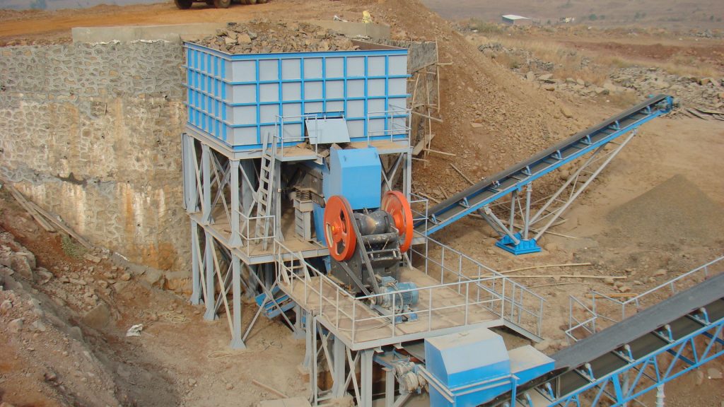 CRUSHING & SCREENING PLANT
